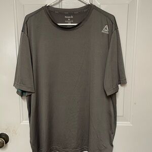 Reebok Men's Gray Short Sleeve Tee Size XL